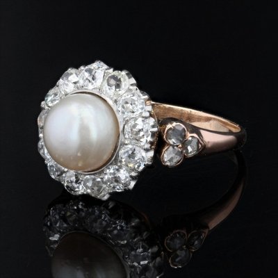 Antiker Gänseblümchenring mit feiner Perle und Diamant