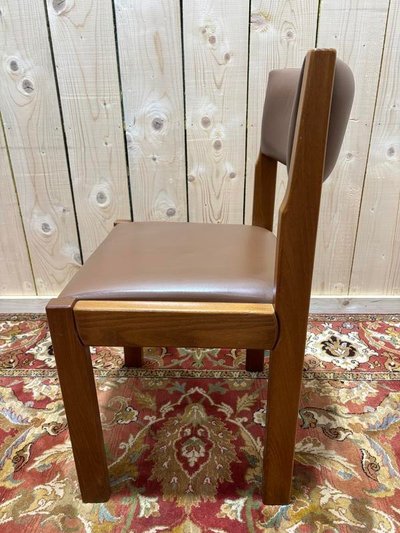 Série de 6 chaises dans le goût de Regain assises cuir 