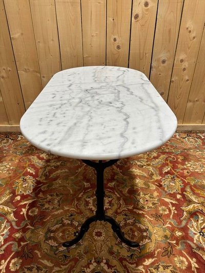 Bistro table with oval marble tray