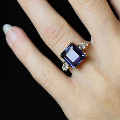 Bague Tanzanite Naturelle Certifiée Acoompagnée De Ses Diamants