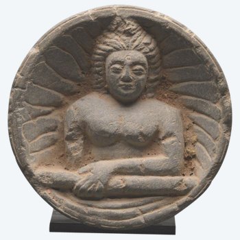 Representation of Buddha in gray shale / Pakistan - Gandhara region / 1st century AD.