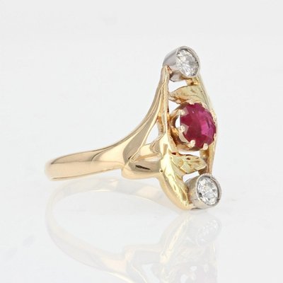 Antiker Jugendstil-Ring mit Rubin und Diamant