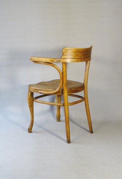 Thonet Nr. 6150 Bürostuhl von 1911, sattelförmiger Holzsitz - Bugholz -