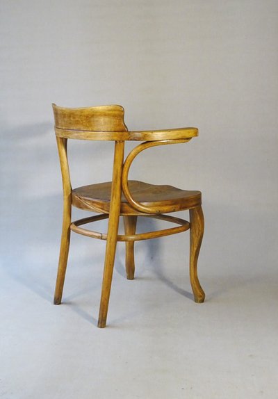 Thonet Nr. 6150 Bürostuhl von 1911, sattelförmiger Holzsitz - Bugholz -