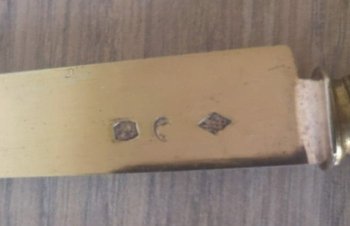 Box - 18 knives - Vermeil and mother-of-pearl - 19th century