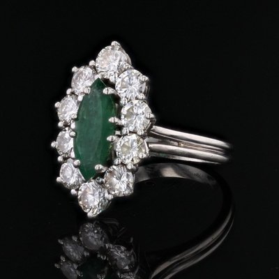 Marquise-Smaragd-Diamantring