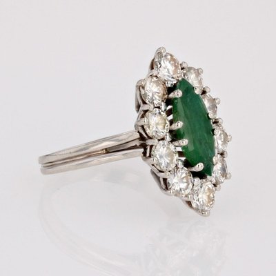 Marquise-Smaragd-Diamantring