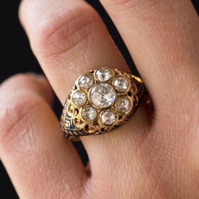Ring mit Diamanten und blauem Emaille