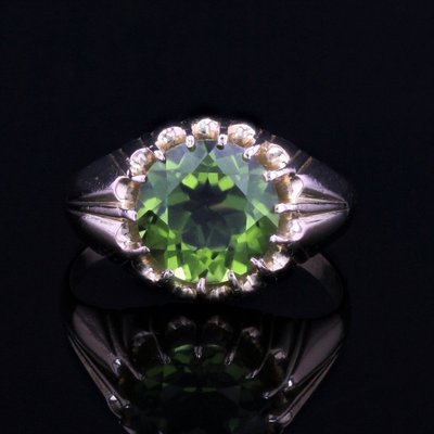 Vintage Gold Peridot Ring
