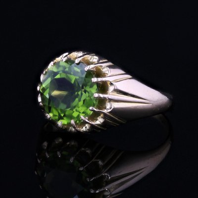 Vintage Gold Peridot Ring