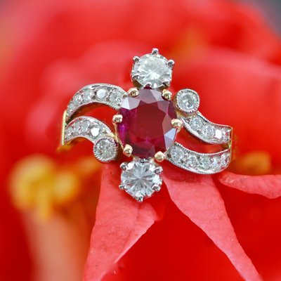 Rubin- und Diamantring im Stil von 1900