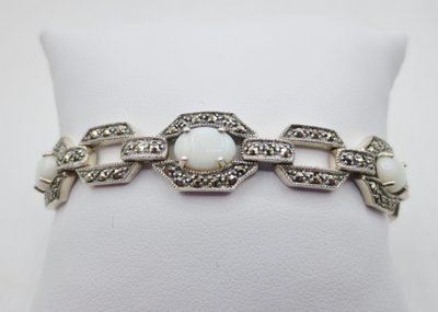 Bracelet Art-Déco, argent et opales. 