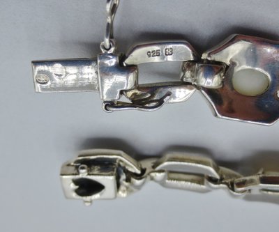 Bracelet Art-Déco, argent et opales. 