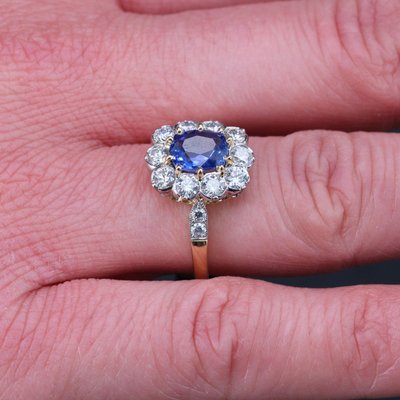 Bague Saphir Et Diamants De Fiançailles