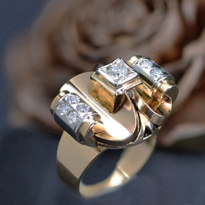 Anello antico con diamanti degli anni '40