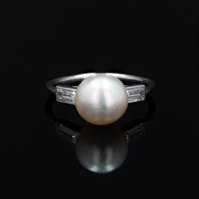 Art-Deco-Ring mit feiner Perle und Baguette-Diamant