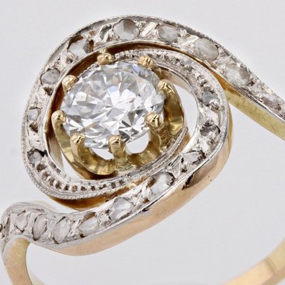 Anello antico con vortice di diamanti