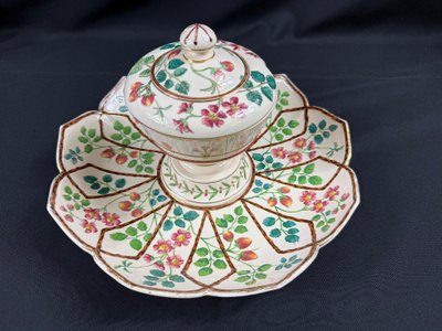 Magnificent and RARE strawberry holder with sugar bowl SARREGUEMINES 1898