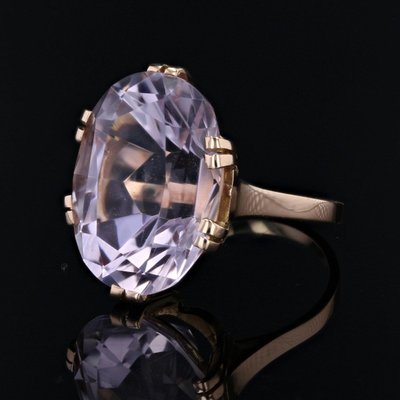 Vintage Kunzite Ring In Gold