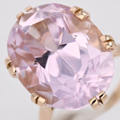 Vintage Kunzite Ring In Gold