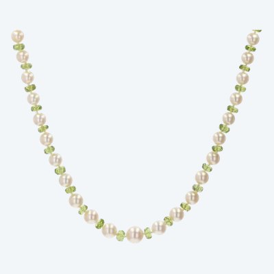 Cultured Pearl And Peridot Pearl Necklace