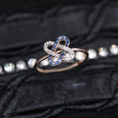 Antiker Diamant- und Saphir-Verschlussring