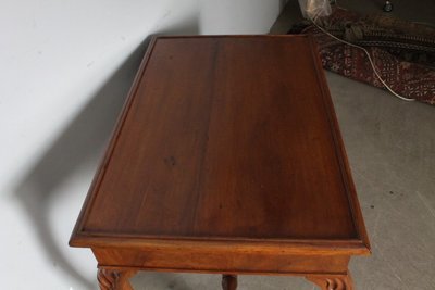 Bureau ancien Louis Philippe en noyer de Toscane, milieu du XIXe siècle, restauré. Dimensions : 84 x 55 x 78 cm.