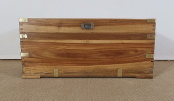 Travel trunk in Camphor and Blond Mahogany - Late 19th century