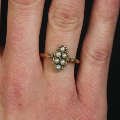Bague Ancienne écusson Et Perles Fines
