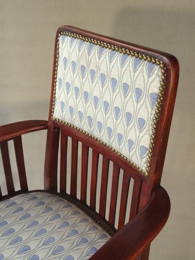 Fauteuil Sécession viennoise N° 420 de Kohn, production Thonet 1925