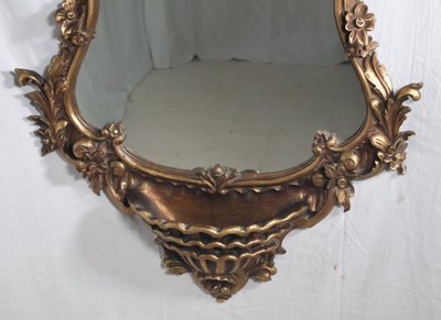 Specchio italiano in legno dorato del 1900