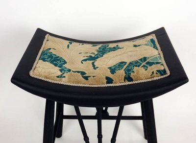 Sgabello Arts & Crafts