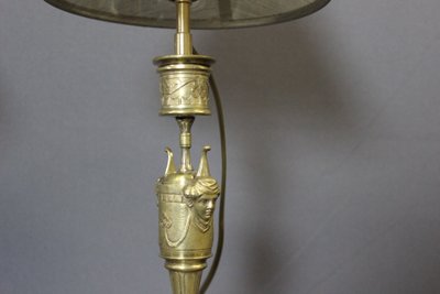 Paar bronzene Kerzenleuchter als Lampen montiert, um 1880