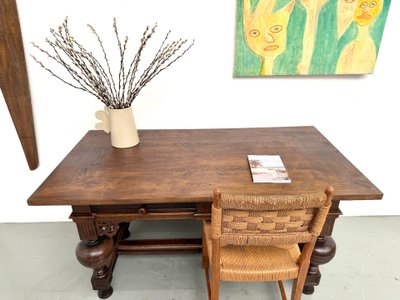 Neo-Renaissance desk in solid oak, circa 1900