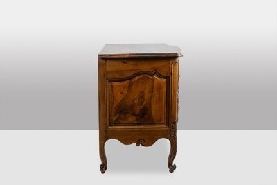Commode galbée, dite nîmoise, en noyer, à 2 tiroirs. XVIIIe siècle. LS5422802