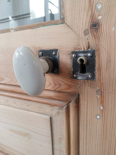 Porte ancienne vitrée 
