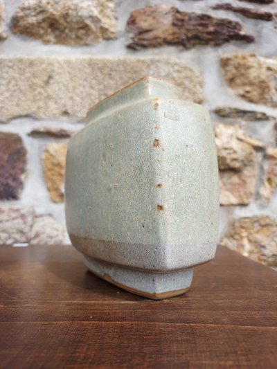 Vaso Citroen in gres smaltato di Pierre Culot (1938-2011)