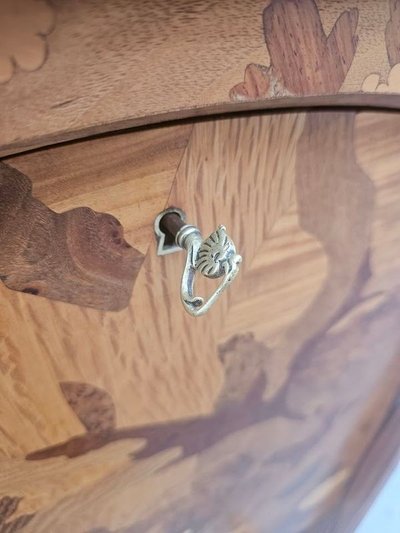 Louis Majorelle Art Nouveau Sweet Note "Squirrel and Butterflies"