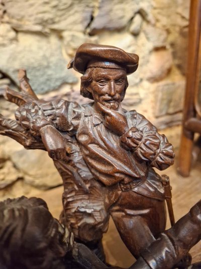 La diseuse de bonne aventure groupe en bois sculpté XIXe
