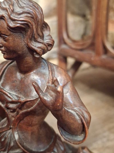La diseuse de bonne aventure groupe en bois sculpté XIXe