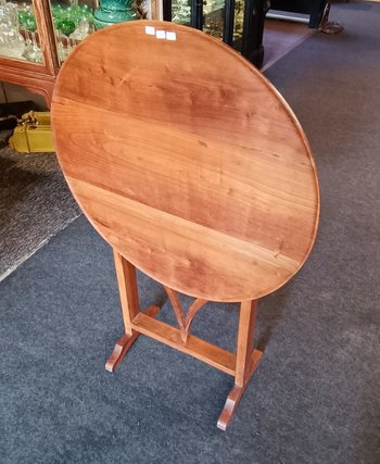 Harvest table in a cabaret - Walnut - Late 18th century