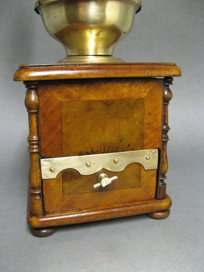 Kaffeemühle XIX.