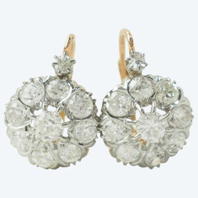 Dormeuse earrings in yellow gold and diamonds