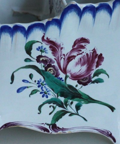 18th-century Sceaux earthenware flower box.