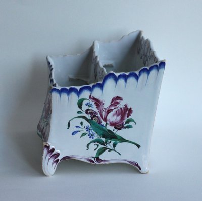 18th-century Sceaux earthenware flower box.