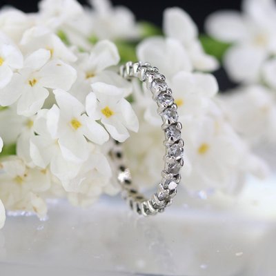 Fine alliance diamants tour complet or blanc