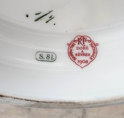 Manufacture de Sèvres : scena galante del XVIII secolo - la lezione dell'amore, biscotto firmato