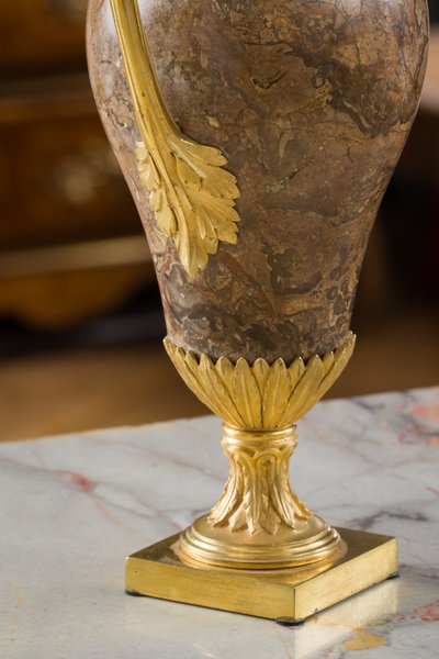 Louis Valtat、VASE、海外版超希少レゾネ、新品額付 Proantic: Porcelain Vase In The Sèvres Style, Rich Louis XVI Gilt Bron
