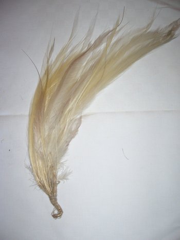 Around thirty feather ornaments from a hatter from the 1920s to 1950s