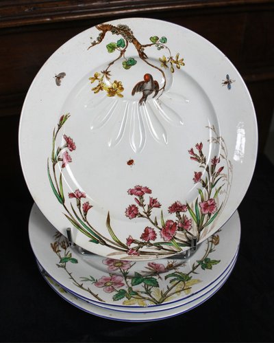 Service à viande en faïence fine de Bordeaux décor Nella oiseaux et fleurs japonisant ép. 19ème